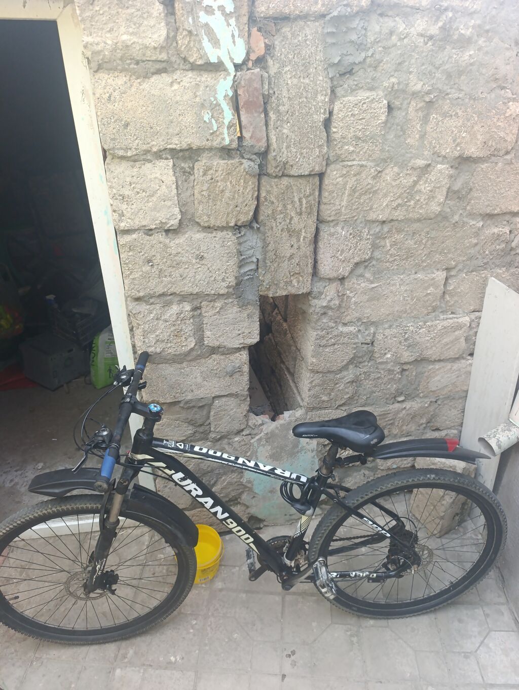 Uran 900 dağ velosipedi - Çərçivə: yüngül ərintidən, 26" təkər ölçüsü — Dağ velosipedləri, Digah (3)