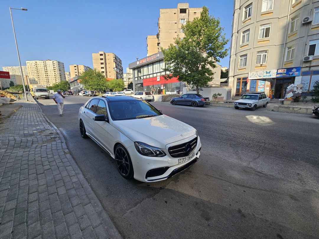 Mercedes E 250, 2015 il — Avtomobillər, Bakı (2)