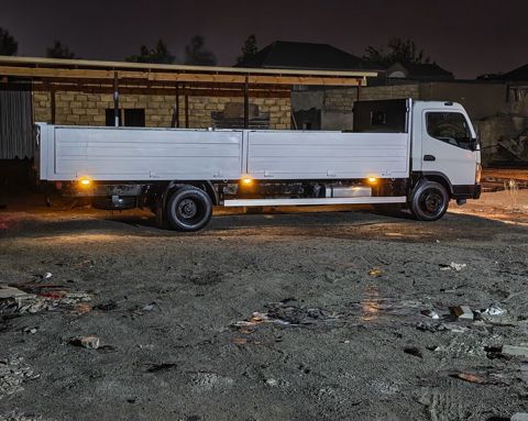 Mitsubishi Canter. Ili2008 3turbo dizel. Uzun bortlu yük maşını – yana — Bakı