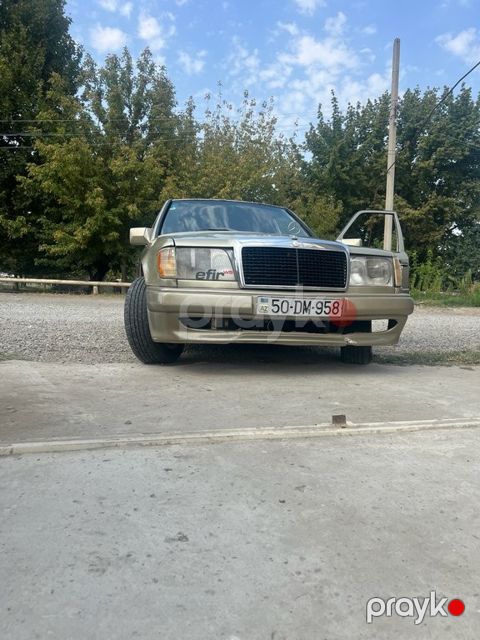 Mercedes 230 E, 2.3 L, 1987 il, 597 000 km