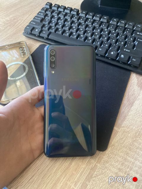 Samsung Galaxy A50, 64 GB, İki sim kartlı