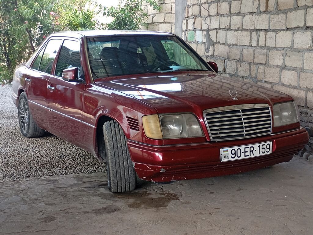 Mercedes-Benz W124: 3 l 1993 il Sedan — Avto, Ucar (2)