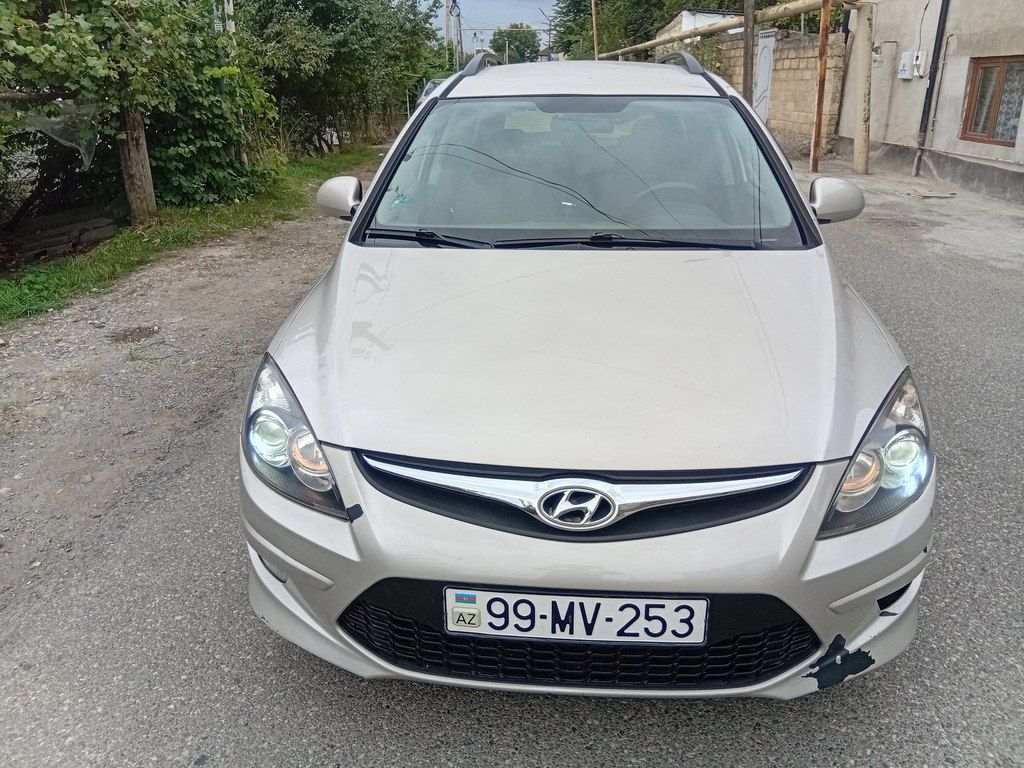 Hyundai i30, 1.4 L, 2011 il, 370 000 km — Avtomobillər, Qusar (2)