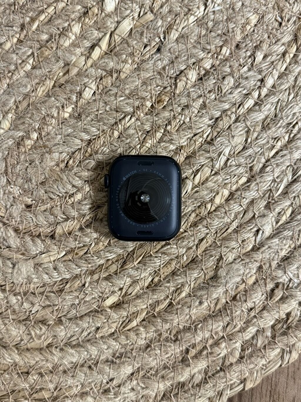 Apple Watch SE (2-ci nəsil) GPS, 44 mm – Qara/Space Gray alüminium — Aksesuarlar, Bakı (3)