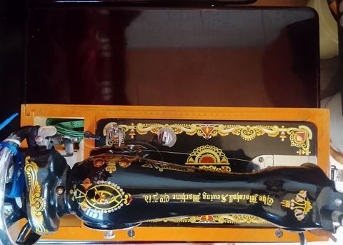 Marshall tikiş maşını – mexaniki, klassik “straight stitch” model — Bakı