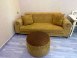 160 Azn divan pufiklə birlikdə satılır .Açılır bazası da var.Yaxsi — Goods