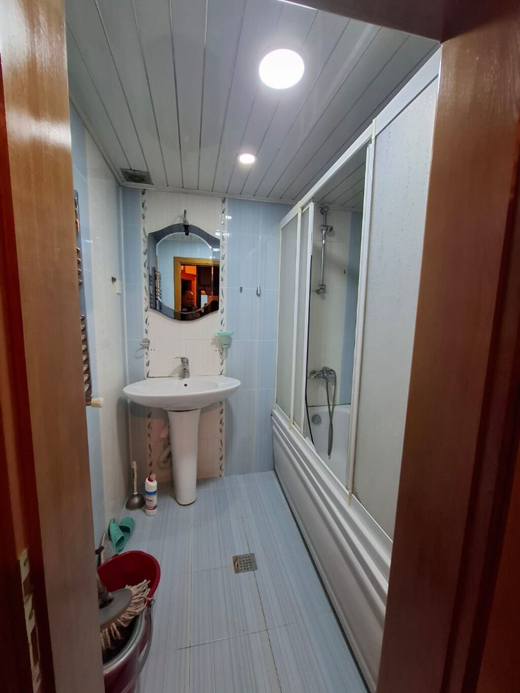 Seherin merkezi. Elmler metrosunun duz cixisinda,H.Cavid — Daşınmaz əmlak, Bakı (10)