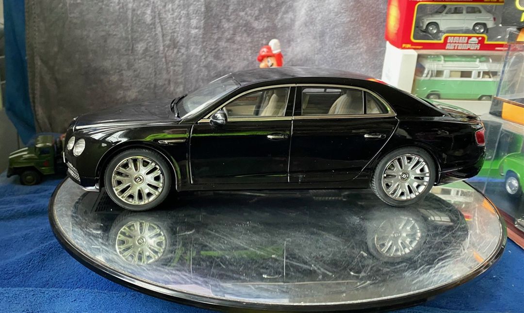 Коллекционная модель Bentley Flying Spur W12 Diamond Black 2012 — Kolleksiyalar, Bakı (9)