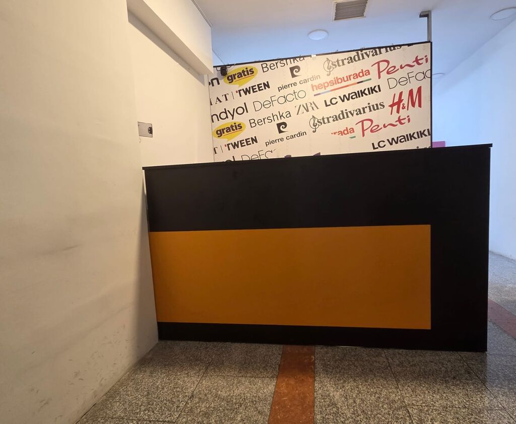 şəkildə satılır 600 manata yıgılıb 3 4 ay işdənilib hal — Mebel, Bakı