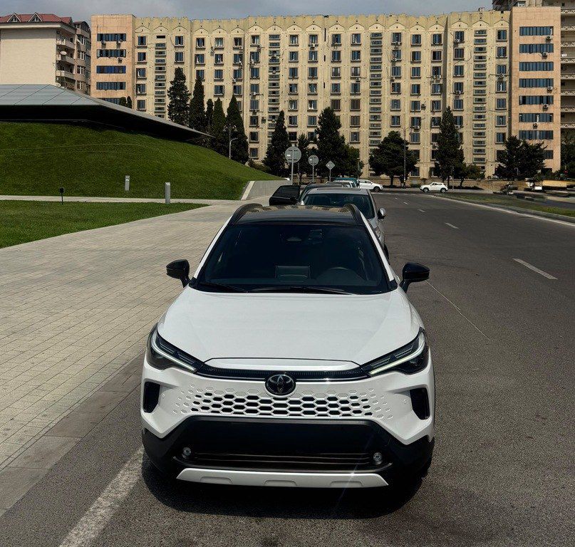 Toyota Corolla Cross, 2.0 L, 1.31 kWh, 2025 il, 7 950 km — Avtomobillər, Bakı (3)