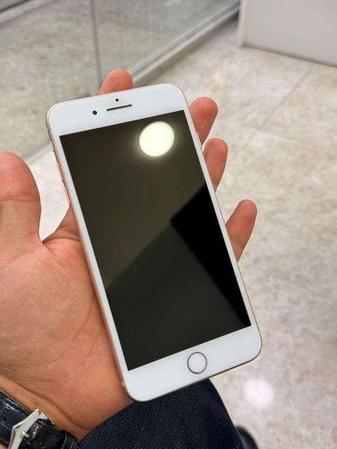 Apple iPhone 8 Plus Gold 64GB — Bakı