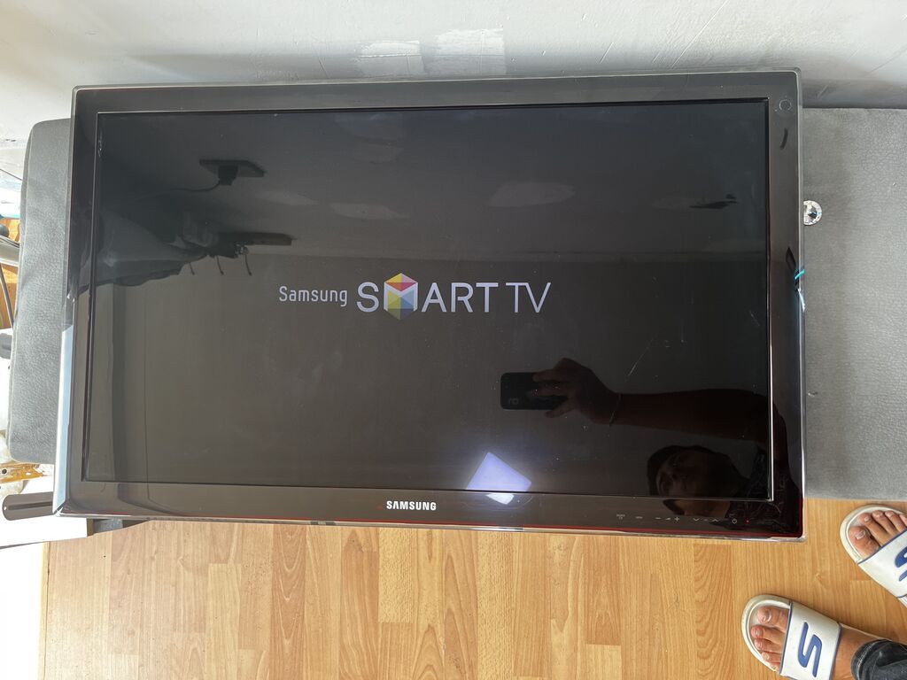İşlənmiş Televizor Samsung LED ekran 32" HD (1366x768) — Televizorlar, Qobu