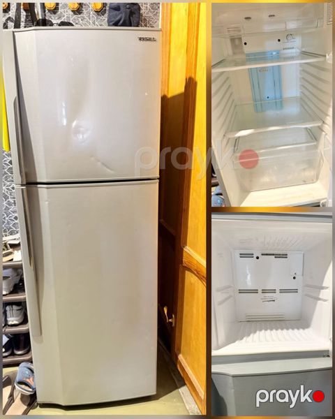 İşlənmiş 2 qapılı Toshiba Soyuducu Satılır, rəng - Ağ