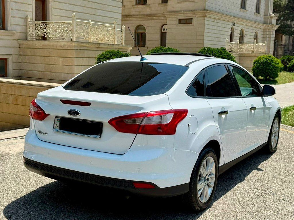 Ford Focus, 1.5 L, 2014 il, 167 000 km — Avtomobillər, Bakı (9)
