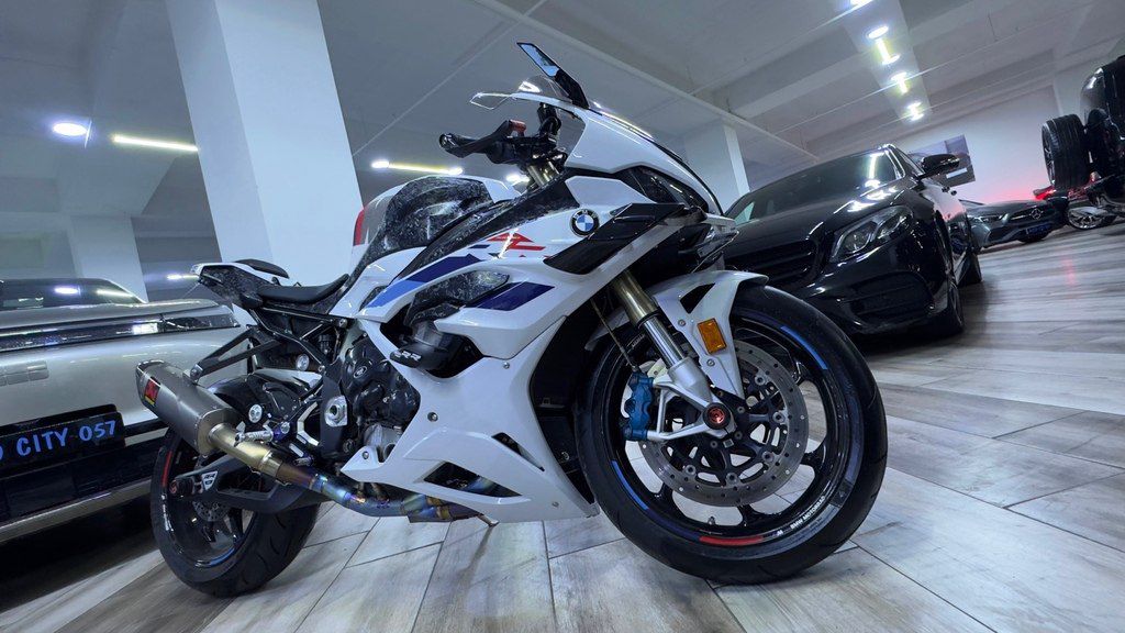 BMW S 1000 RR, 1000 sm3, 2023 il, 12 000 km — Motosikletlər, Bakı (2)