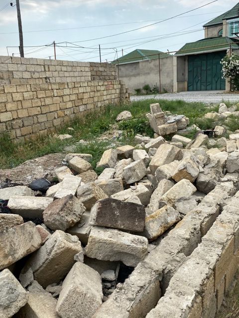 9.7 sot torpaq sahəsi, Corat qəs — Sumqayıt