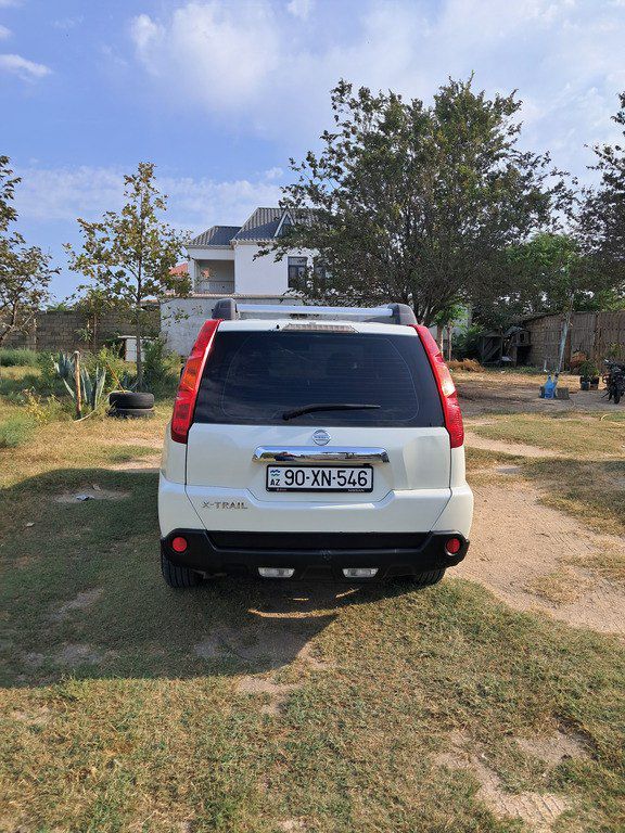 Nissan X-Trail, 2.5 L, 2010 il, 300 000 km — Avtomobillər, Bakı (4)