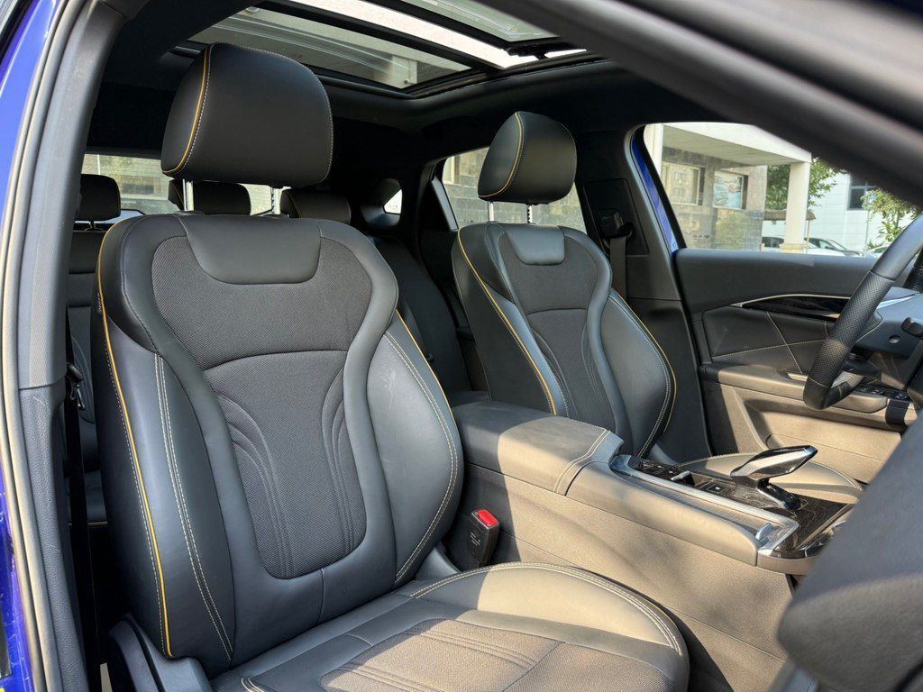 Bestune B70S, 2.0 L, 2023 il, yeni — Avtomobillər, Bakı (10)