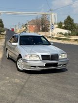Mercedes C 200, 2.0 L, 1998 il, 351 000 km — Cars
