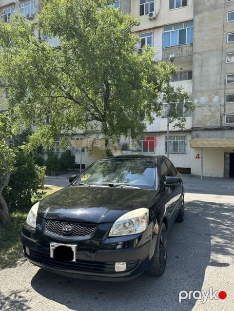 Kia Rio: 1.4 l 2008 il Sedan