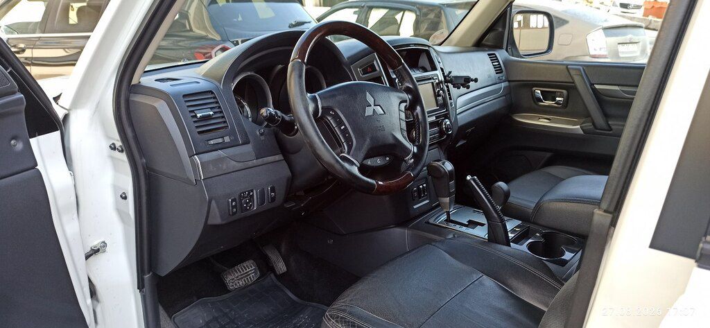 Mitsubishi Pajero, 3.8 L, 2017 il, 307 000 km — Avtomobillər, Bakı (8)