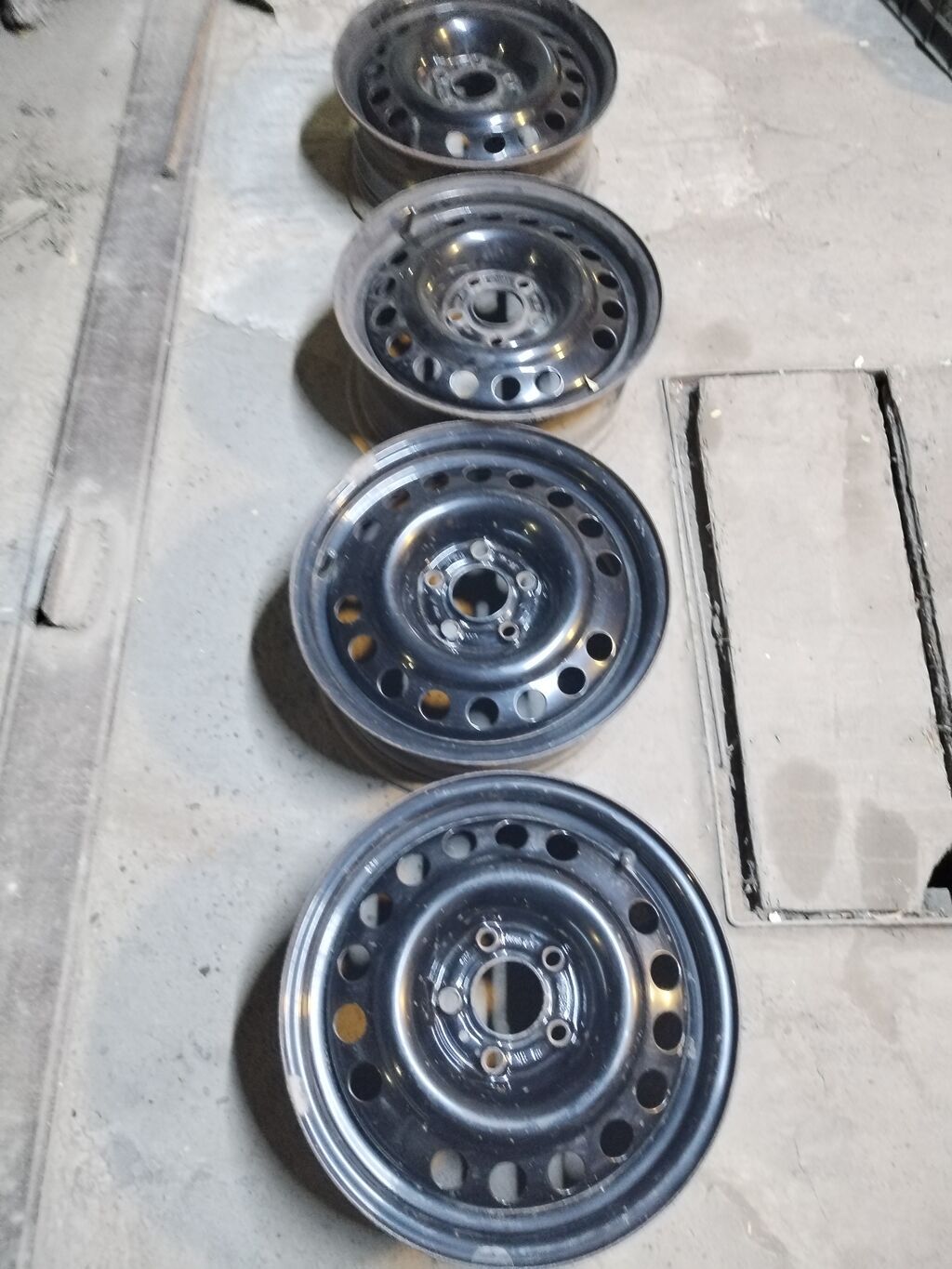 Məhsul: 4 ədəd polad disk komplekti Xüsusiyyətlər: - Ölçü: 15" - Bolt — Avto, Sumqayıt (5)