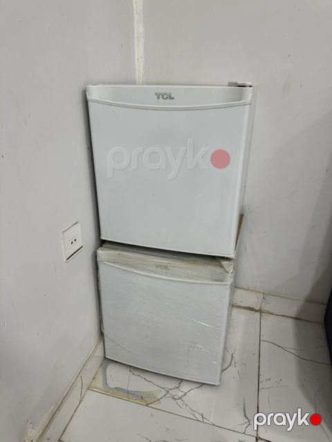 TCL mini soyuducu - Kompakt ölçü: masanın altına, yataq otağına