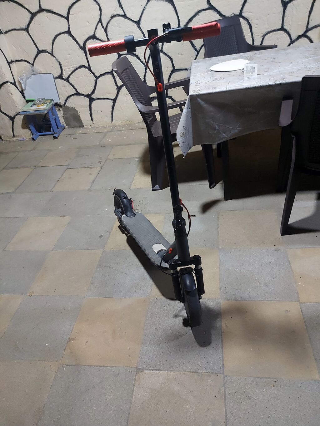 Elektrik skuter Maraqlanmaq isteyen zeng vura biler. - Şəhər içi — Mallar, Qobustan (3)