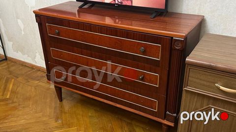 Klassik üslubda taxta komod - Material: keyfiyyətli ağac əsaslı
