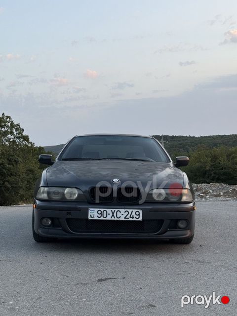 BMW 523, 2.5 L, 1997 il, 300 000 km