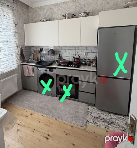 Metbex mebeli satılır 250 azn. Olcu 3 metr. Üzərində qaz moyka