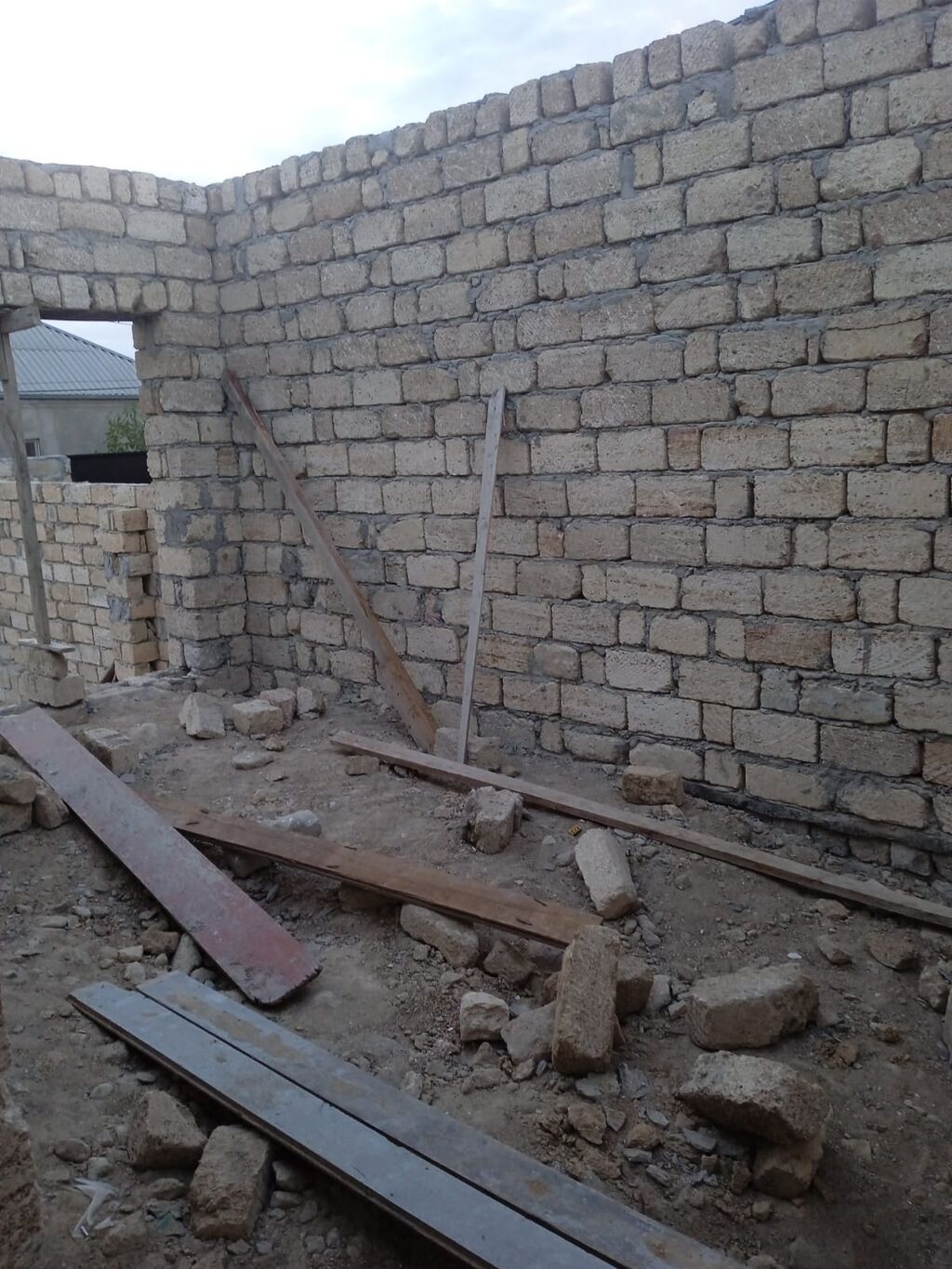 2 sot, Tikinti, Bələdiyyə — Torpaq, Bakı (4)