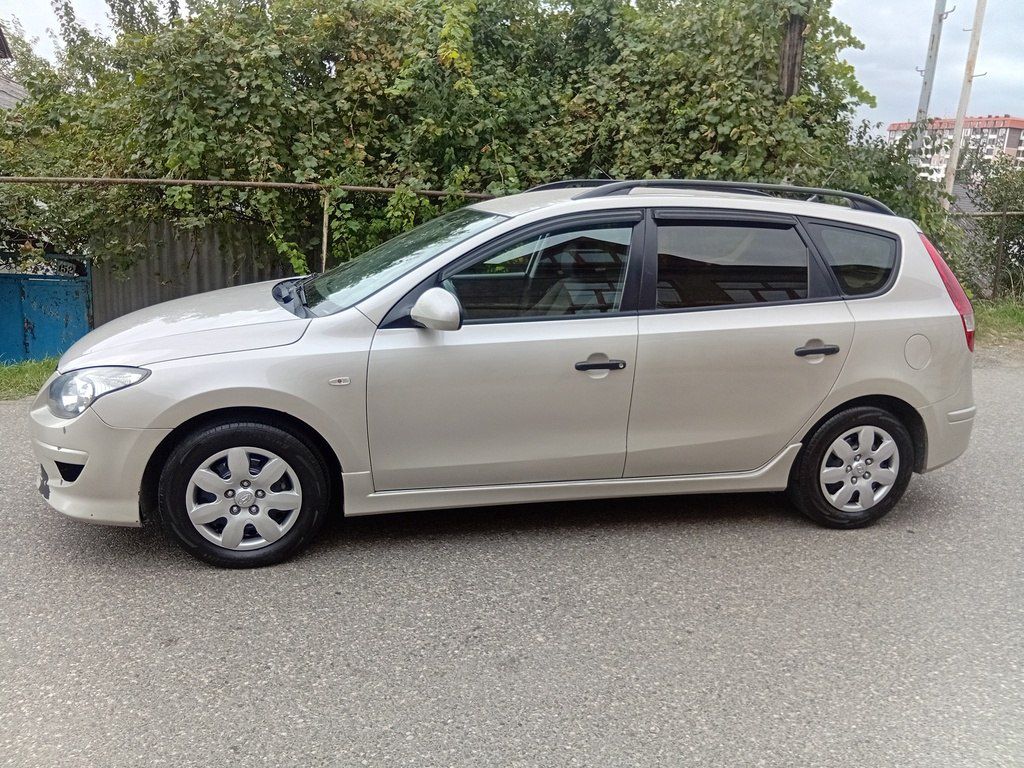 Hyundai i30, 1.4 L, 2011 il, 370 000 km — Avtomobillər, Qusar (7)
