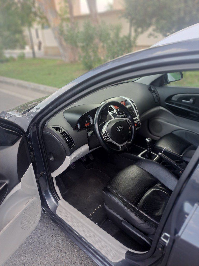 Kia Ceed SW, 1.6 L, 2007 il, 340 000 km — Avtomobillər, Bakı (6)