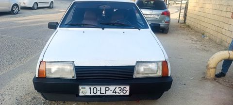 Lada (VAZ) 2108, 1.5 L, 1986 il, 589 637 km — Salyan
