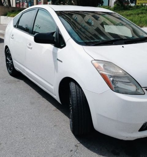 Toyota Prius: 1.6 l 2008 il Hetçbek — Digah
