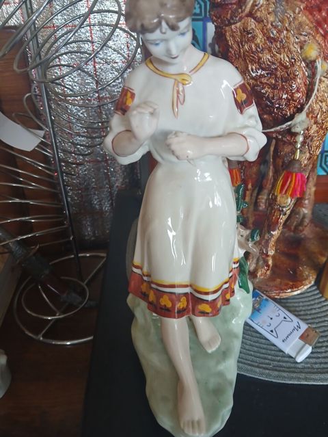 Fiqur, Keramika — Digah