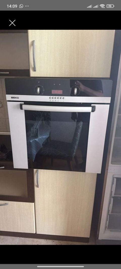 Beko quraşdırılan elektrik sobası - Rəng: inox/silver-qara ön panel — Digah
