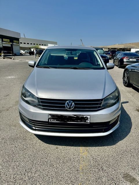Volkswagen Polo: 1.6 l 2018 il Sedan — Mehdiabad