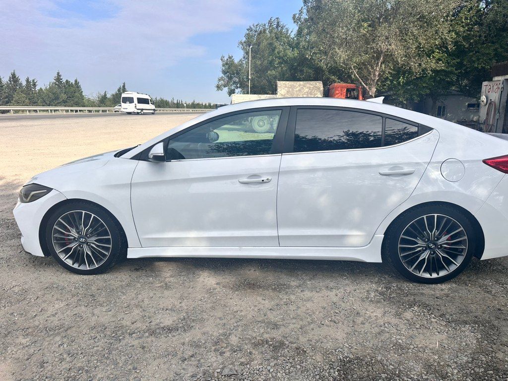 Hyundai Elantra, 1.6 L, 2017 il, 179 007 km — Avtomobillər, Bakı (7)