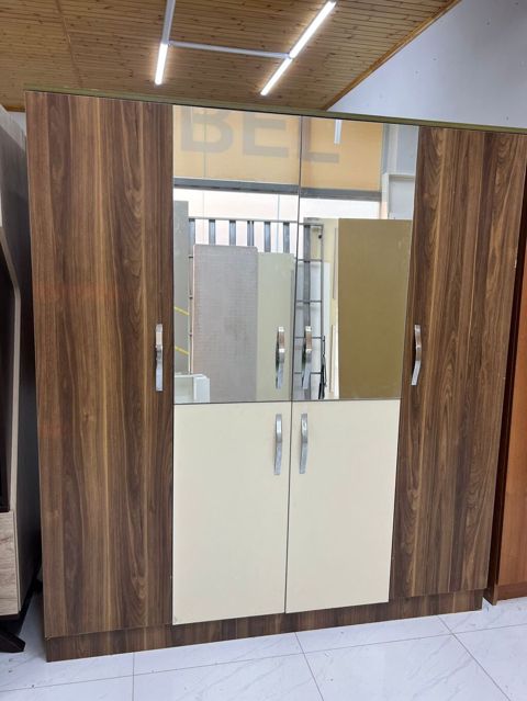 *Dolap satlır Qıymet - 120 azn Olculer En - 170 sm Hudurluk — Bakı