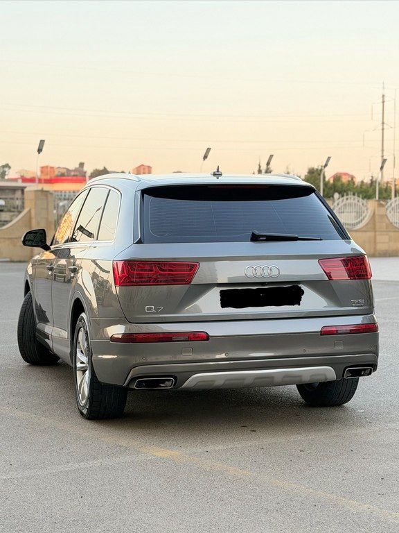 Audi Q7, 2.0 L, 2016 il, 239 000 km — Avtomobillər, Bakı (7)