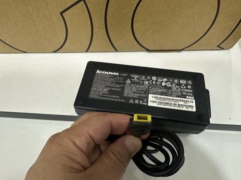 Lenovo usb 20v-8,5a adapteri — Bakı