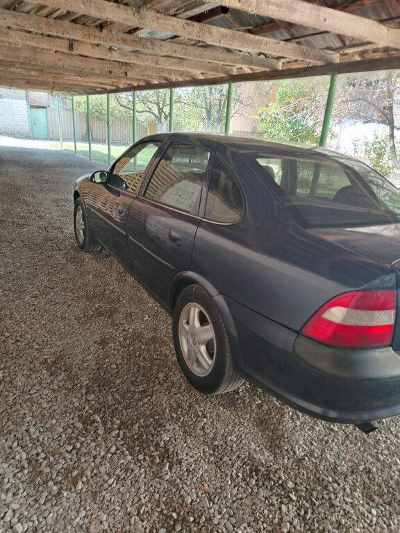 Opel Vectra, 1.6 L, 1996 il, 250 000 km — Avtomobillər, Göyçay (4)