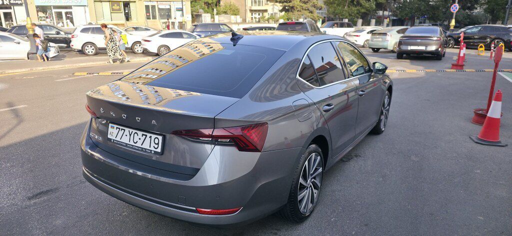 Skoda Octavia, 1.6 L, 2023 il, 73 500 km — Avtomobillər, Bakı (12)