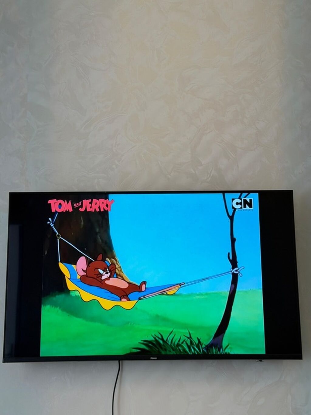 Gree 43" LED TV - Ekran: 43 düym, nazik çərçivə, divara asılmağa — Televizorlar, Bakı (2)