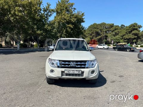 Mitsubishi Pajero, 3.0 L, 2007 il, 262 000 km