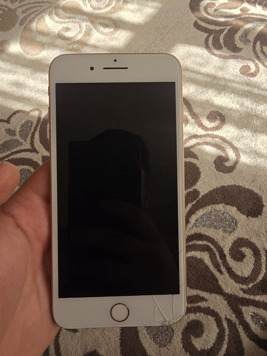 Apple iPhone 8 Plus Gold 64GB — Smartfonlar, Bakı (2)