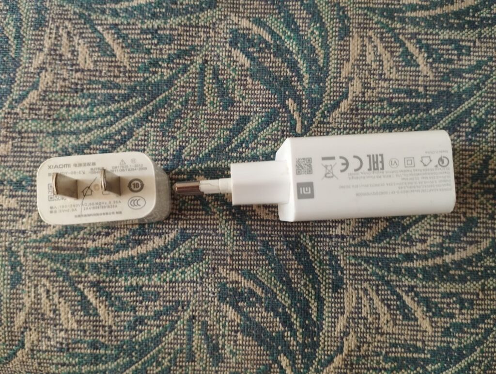 İki ədəd divar adapteri (USB çıxışlı) 1) Xiaomi 2 si bir yerde 30 — Şarj cihazları, Bakı (2)