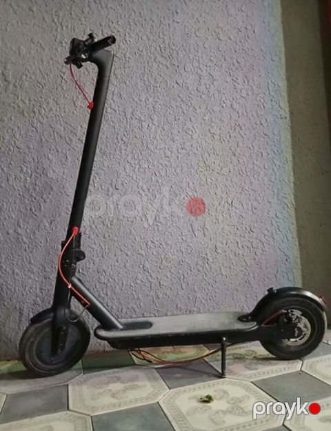 Elektrik skuter problemi var bateraya yoxdur 70manat xerci var